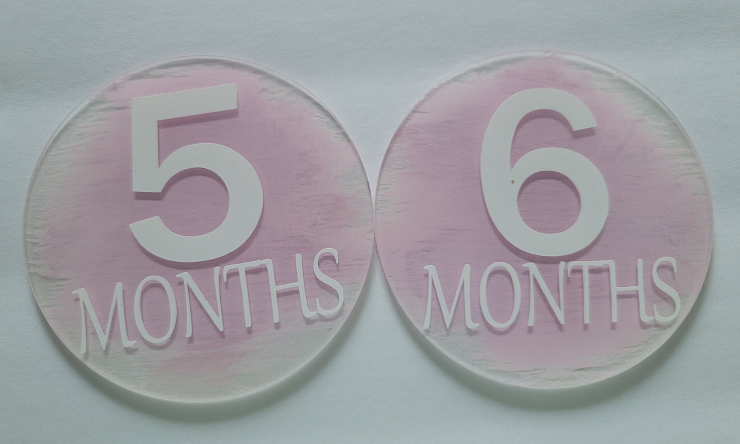 Baby Month Markers Pink