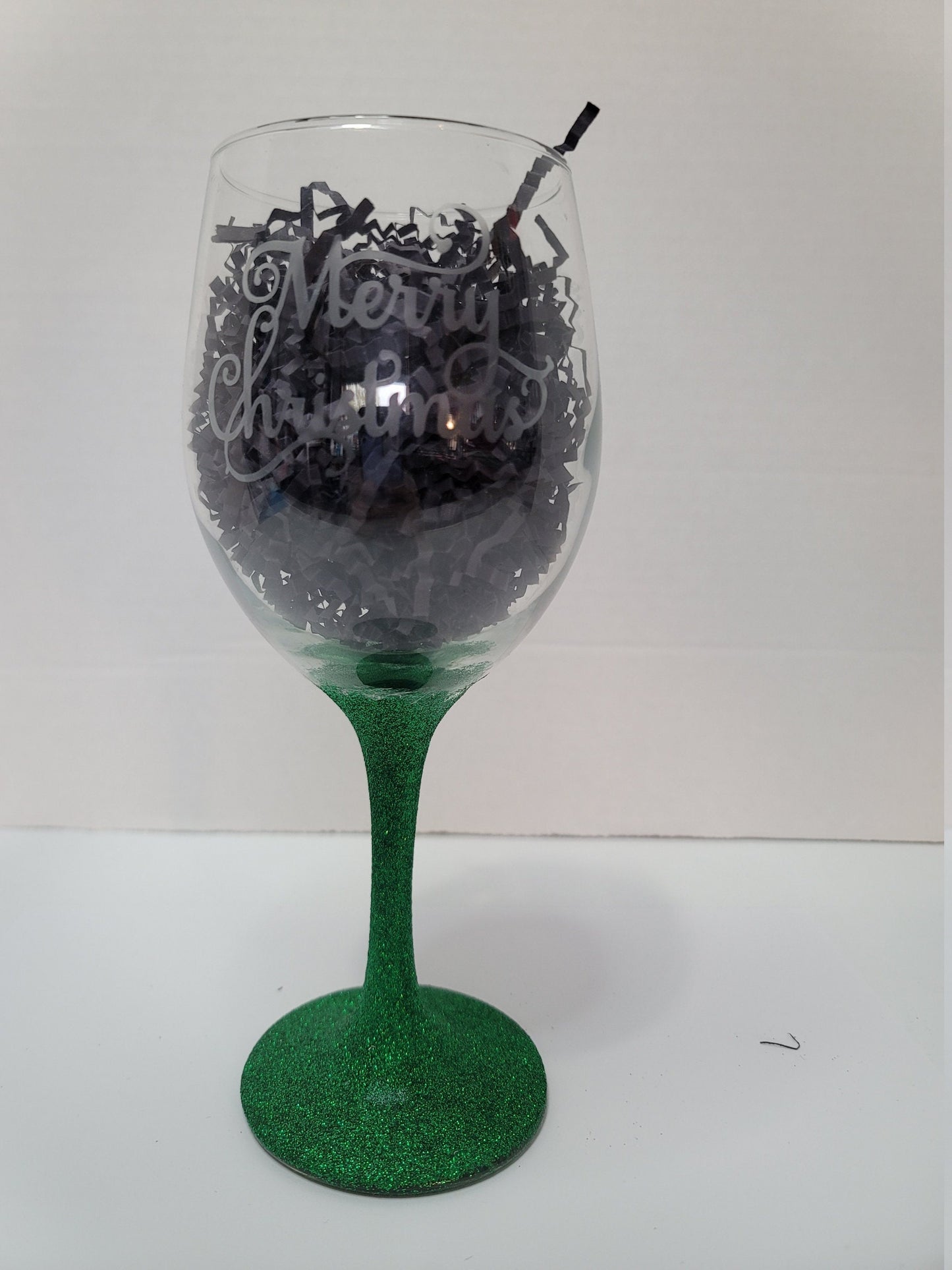 Set of 2 Etched Glass Glittered Wine Glasses