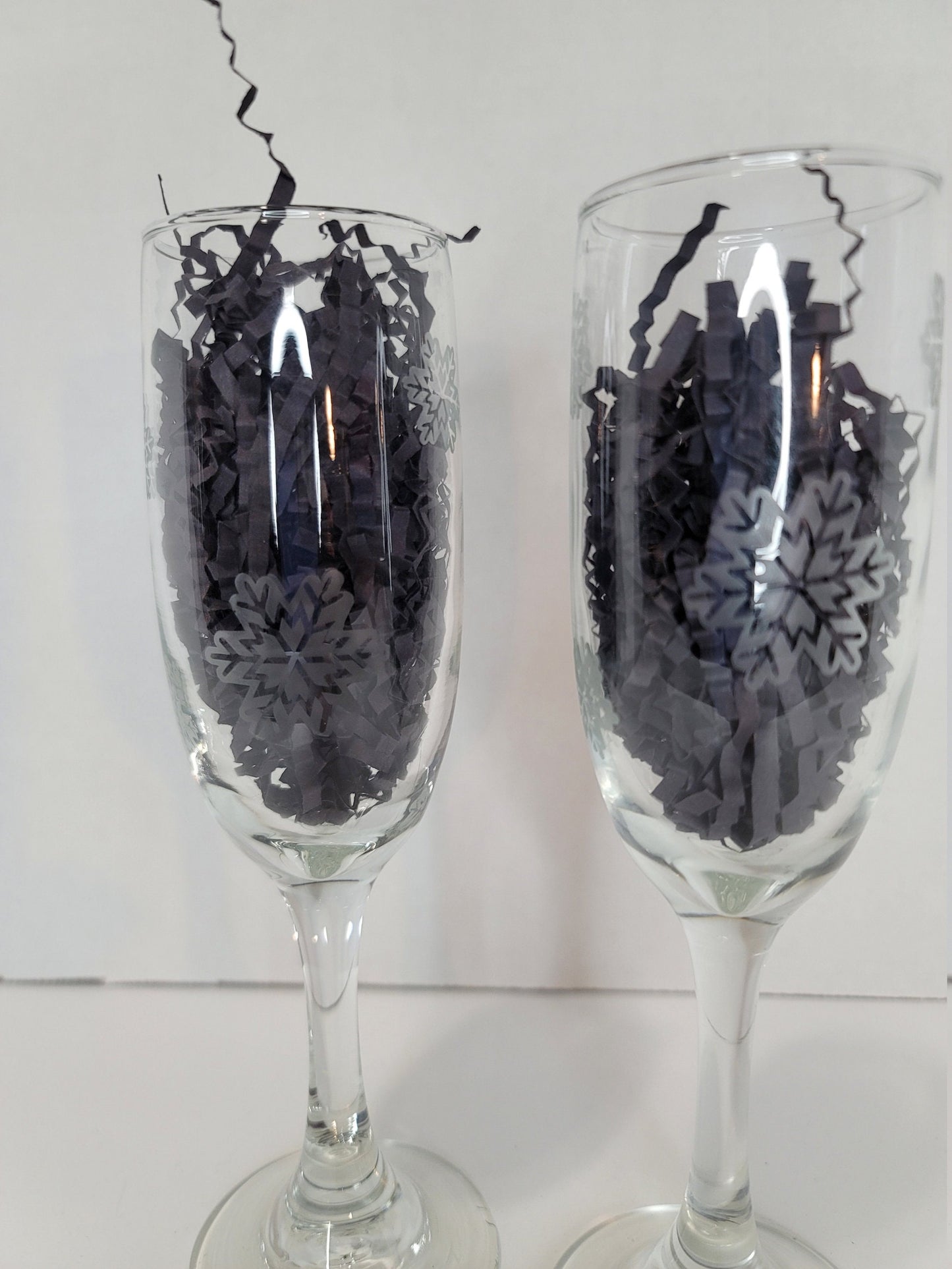 Set of 2 Heart Etched Wine Glasses.